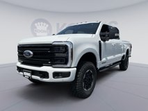 New 2025 Ford F350 Platinum w/ Tremor Off-Road Package