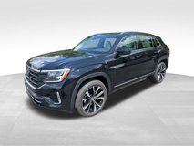 New 2025 Volkswagen Atlas Cross Sport SEL Premium R-Line