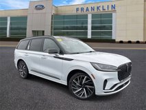 New 2025 Lincoln Aviator Black Label w/ Black Label Special Edition