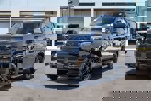 New 2025 Jeep Wagoneer Series II w/ Convenience Group I