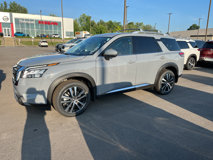 New 2025 Nissan Pathfinder Platinum