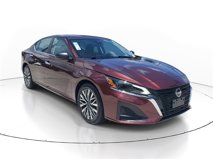 Used 2024 Nissan Altima 2.5 SV