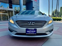 Used 2015 Hyundai Sonata SE w/ Option Group 09