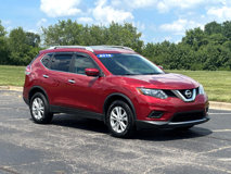 Used 2016 Nissan Rogue SV w/ SV Moonroof Package