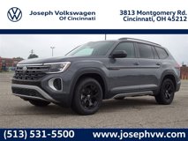 New 2025 Volkswagen Atlas Peak Edition SE