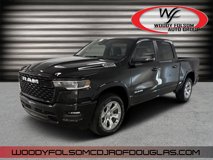 New 2025 RAM 1500 4x4 Crew Cab
