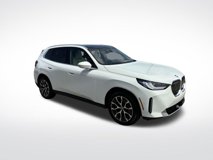 New 2025 BMW X3 xDrive30i w/ Convenience Package