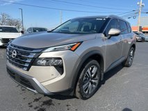 New 2025 Nissan Rogue SL w/ SL Premium Package