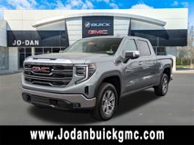 New 2025 GMC Sierra 1500 SLT