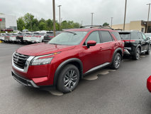 New 2025 Nissan Pathfinder SV