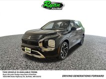 Used 2024 Mitsubishi Outlander SE