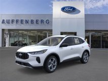 New 2025 Ford Escape ST-Line w/ Cold Weather Package