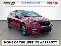 New 2025 Chrysler Pacifica Select