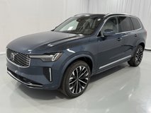 New 2025 Volvo XC90 B6 Plus w/ Protection Package Premier