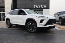 New 2025 Buick Enclave Sport Touring