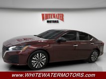 Used 2024 Nissan Altima 2.5 SV
