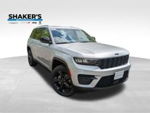 New 2025 Jeep Grand Cherokee Laredo