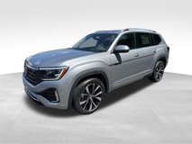 New 2025 Volkswagen Atlas SEL Premium R-Line