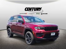 New 2025 Jeep Grand Cherokee Laredo