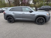 New 2025 Volkswagen Atlas Cross Sport SEL R-Line