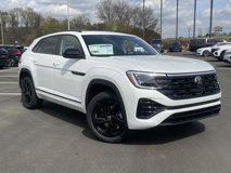 New 2025 Volkswagen Atlas Cross Sport SEL R-Line