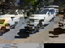 New 2025 Jeep Wagoneer L 4WD w/ Premium Group I
