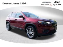 Used 2019 Jeep Cherokee Latitude Plus w/ Comfort/Convenience Group