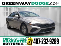 Used 2025 Hyundai Elantra SE