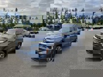 New 2025 Chevrolet Traverse LT w/ Driver Confidence Package