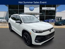 New 2025 Volkswagen Tiguan SE R-Line