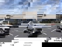 New 2025 Cadillac Lyriq Luxury
