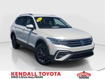 Used 2023 Volkswagen Tiguan SE