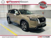 New 2025 Nissan Pathfinder Platinum