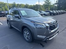 New 2025 Nissan Pathfinder SL
