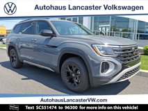 New 2025 Volkswagen Atlas Peak Edition SE