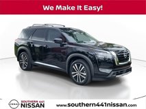 New 2025 Nissan Pathfinder Platinum w/ Cargo Package