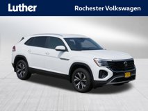 New 2025 Volkswagen Atlas Cross Sport SE