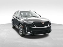 New 2025 Cadillac XT6 Sport w/ Technology Package