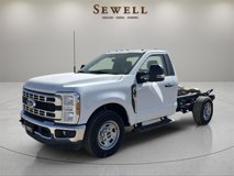 New 2024 Ford F350 XL w/ XL Chrome Package