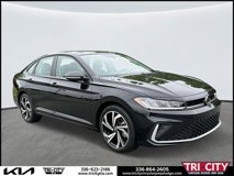 Used 2025 Volkswagen Jetta SEL