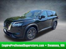 Used 2022 Nissan Pathfinder S