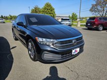 Used 2024 Volkswagen Jetta SE w/ Panoramic Sunroof Package
