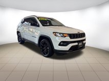 New 2025 Jeep Compass Latitude w/ Altitude Special Edition