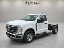 New 2024 Ford F350 XL w/ XL Chrome Package