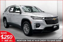 Used 2022 Chevrolet Traverse LT