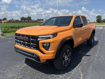New 2025 GMC Canyon AT4