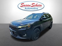 Used 2023 Jeep Cherokee Altitude Lux