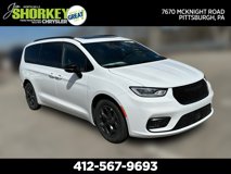 New 2025 Chrysler Pacifica Premium