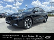 New 2025 Audi Q8 Prestige w/ Prestige Package