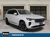New 2025 Volvo XC90 T8 Plus w/ Protection Package Premier